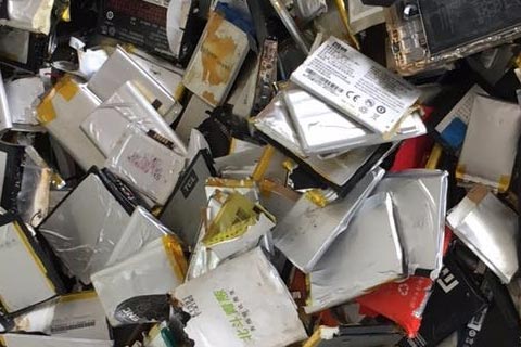 仙桃钴酸锂电池回收-上门回收报废电池|高价UPS蓄电池回收