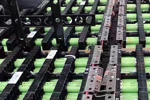 郑州二七报废电池回收价格-山特三元锂电池回收-叉车蓄电池回收价格